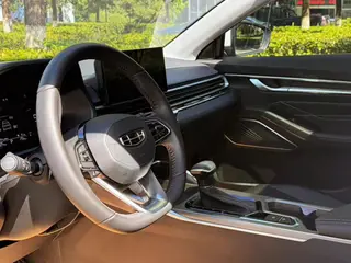 Geely Emgrand 2022 4th Gen 1.5L CVT Premium Trim interior photo 14 Geely Emgrand 2022 4th Gen 1.5L CVT Premium Trim interior photo 14