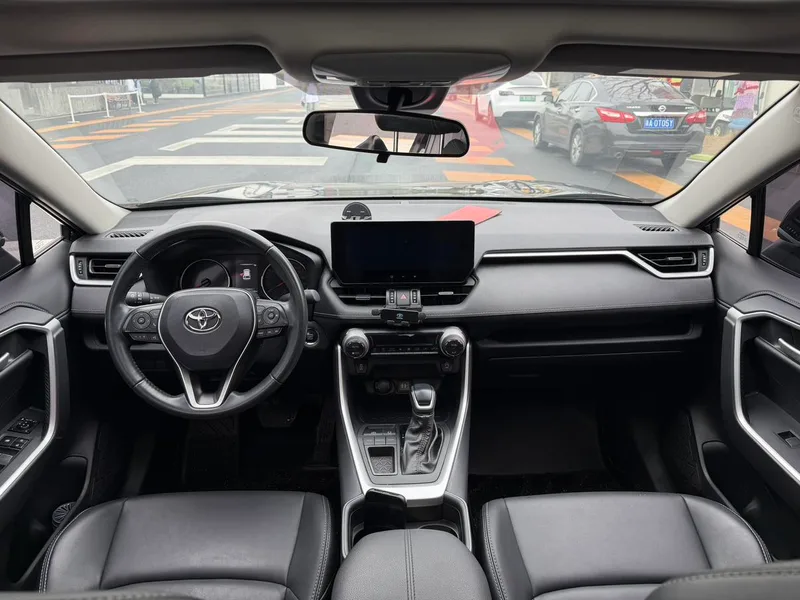 Toyota Wildlander 2024 2.0L Two-wheel drive leading version interior photo 9