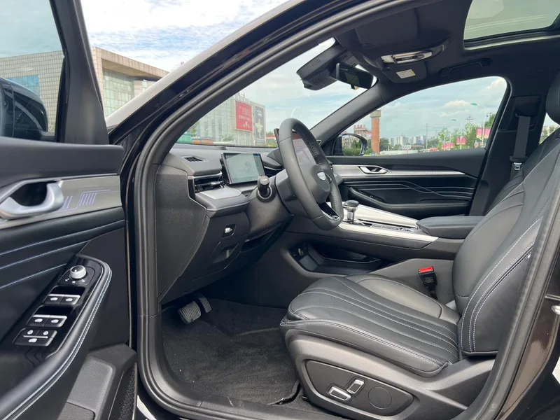 Geely Preface 2025 1.5T Oriental Yao Kunlun Edition exterior photo 4 Geely Preface 2025 1.5T Oriental Yao Kunlun Edition exterior photo 4