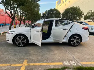 Hyundai Elantra Lingdong 2018 1.4T Dual-clutch dazzle vitality type interior photo 15 Hyundai Elantra Lingdong 2018 1.4T Dual-clutch dazzle vitality type interior photo 15
