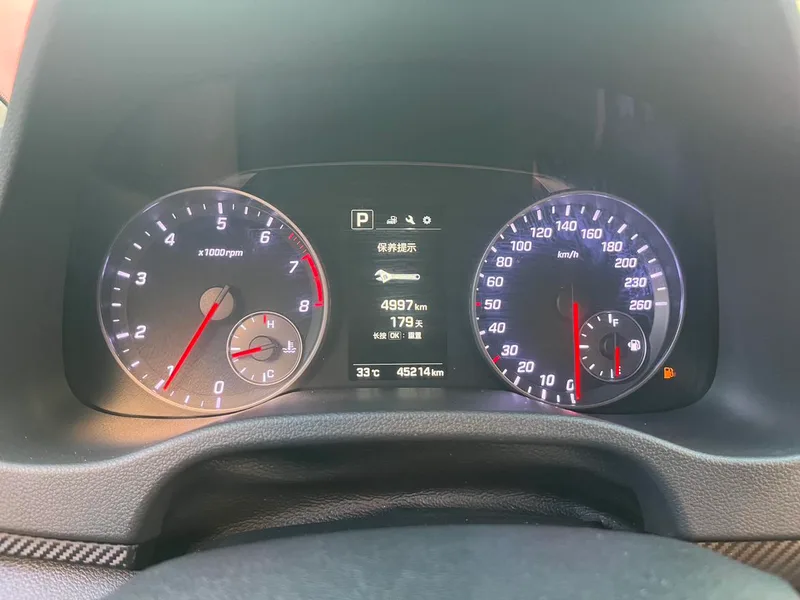 Hyundai Elantra Lingdong 2018 1.4T Dual-clutch dazzle vitality type interior photo 19 Hyundai Elantra Lingdong 2018 1.4T Dual-clutch dazzle vitality type interior photo 19