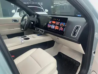 Li Auto L6 2025 Pro Новая версия Smart Han интерьер фото 6 Li Auto L6 2025 Pro Новая версия Smart Han интерьер фото 6