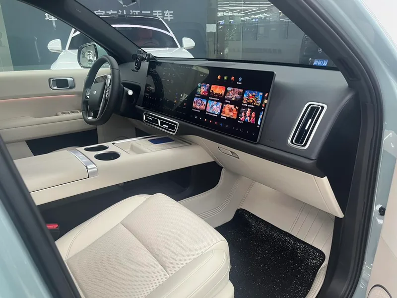 Li Auto L6 2025 Pro Новая версия Smart Han интерьер фото 6 Li Auto L6 2025 Pro Новая версия Smart Han интерьер фото 6