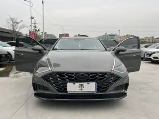 Hyundai Sonata 2020 270TGDi GL DCT Leading Edition interior photo 13 Hyundai Sonata 2020 270TGDi GL DCT Leading Edition interior photo 13