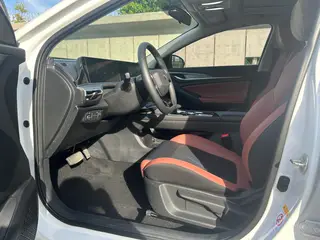 Changan Eado 2024 PLUS 1.4T DCT Высокоэнергетическая версия экстерьер фото 4 Changan Eado 2024 PLUS 1.4T DCT Высокоэнергетическая версия экстерьер фото 4