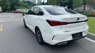 Changan Eado 2021 PLUS Ballena azul NE 1.4T GDI DCT Acabado premium interior foto 9 Changan Eado 2021 PLUS Ballena azul NE 1.4T GDI DCT Acabado premium interior foto 9