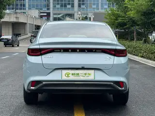 Geely Emgrand L HiP 2024 1.5TD-DHT Pro Champion Edition 100KM Transcendent exterior photo 4 Geely Emgrand L HiP 2024 1.5TD-DHT Pro Champion Edition 100KM Transcendent exterior photo 4