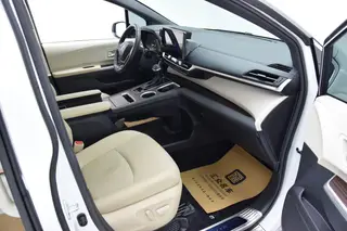 Toyota Granvia 2023 Intelligent electric hybrid double engine 2.5L Noble PLUS interior photo 19 Toyota Granvia 2023 Intelligent electric hybrid double engine 2.5L Noble PLUS interior photo 19
