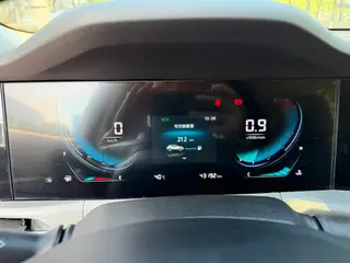 Changan CS55 PLUS 2021 Blue Whale Edition 1.5T Manual Deluxe interior photo 16 Changan CS55 PLUS 2021 Blue Whale Edition 1.5T Manual Deluxe interior photo 16