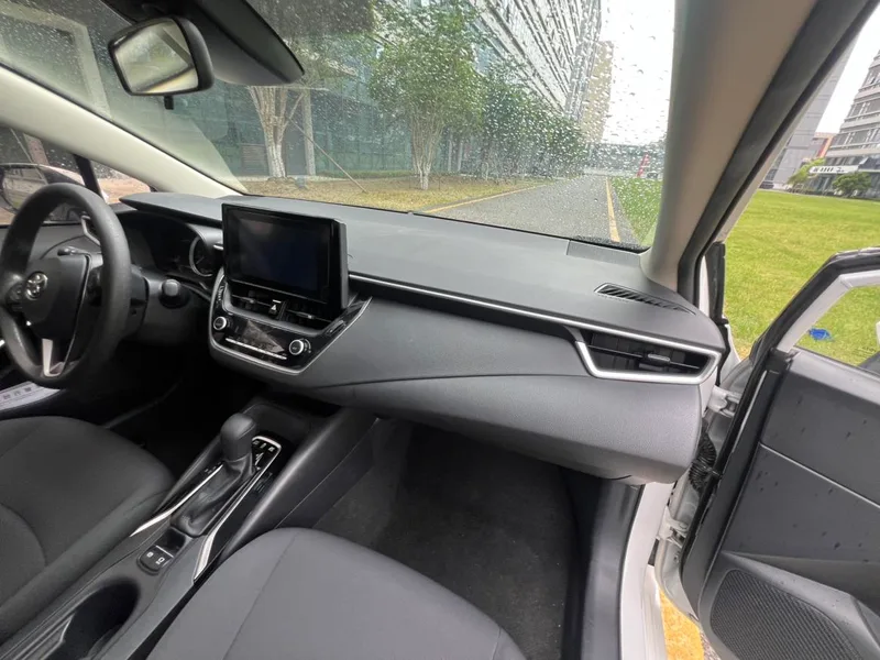 Toyota Corolla 2021 Dual Power 1.8L E-CVT Pioneer Edition interior photo 15 Toyota Corolla 2021 Dual Power 1.8L E-CVT Pioneer Edition interior photo 15