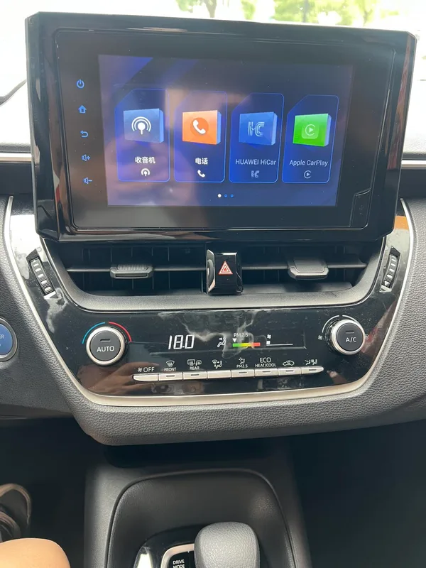 Toyota Corolla 2021 Dual Power 1.8L E-CVT Pioneer Edition interior photo 19 Toyota Corolla 2021 Dual Power 1.8L E-CVT Pioneer Edition interior photo 19