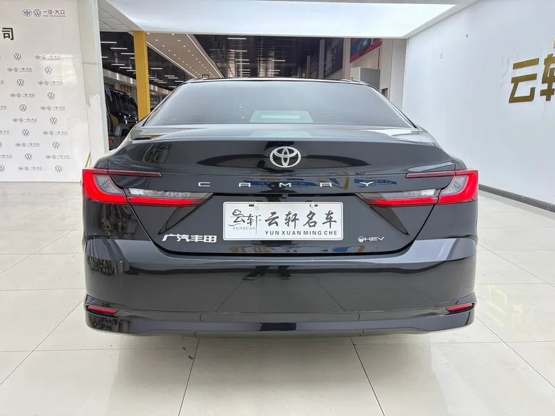 Toyota Camry 2024 Dual Power 2.0HGVP Luxury Edition interior photo 15 Toyota Camry 2024 Dual Power 2.0HGVP Luxury Edition interior photo 15