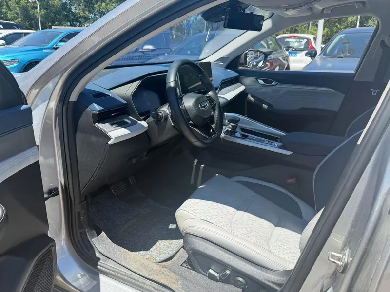 Geely Preface 2020 2.0T Luxury type exterior photo 6 Geely Preface 2020 2.0T Luxury type exterior photo 6