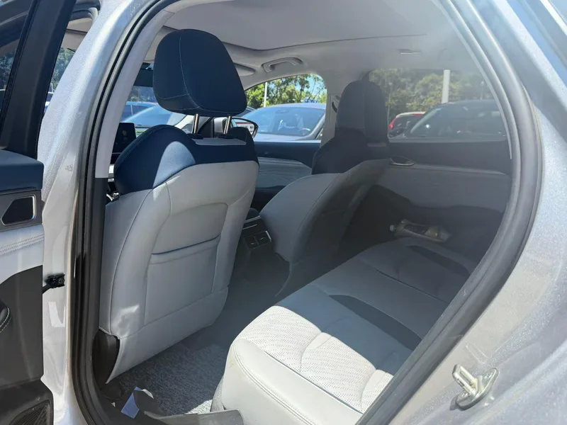 Geely Preface 2020 2.0T Luxury type interior photo 8 Geely Preface 2020 2.0T Luxury type interior photo 8