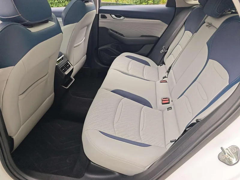 Geely Preface 2023 2.0T Premium Trim exterior photo 7 Geely Preface 2023 2.0T Premium Trim exterior photo 7