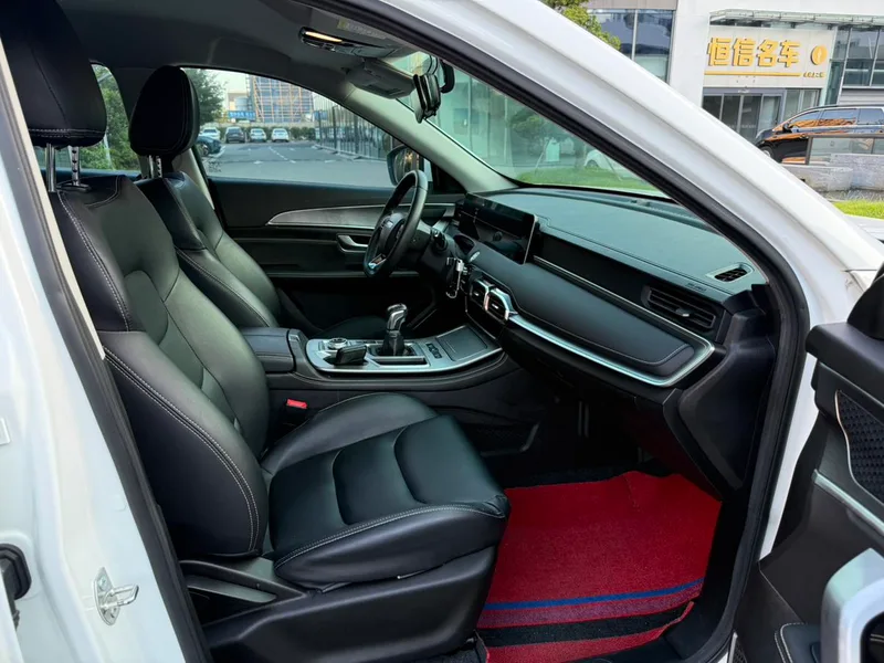 Jetour X70 PLUS 2021 1.5T 6MT wind 5 seat interior photo 15 Jetour X70 PLUS 2021 1.5T 6MT wind 5 seat interior photo 15