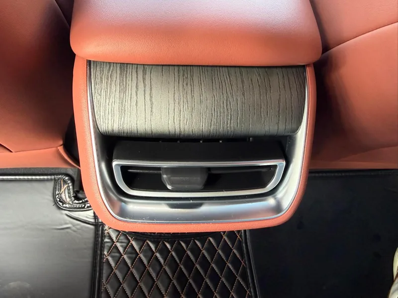 Changan CS75 PLUS 2025 Fourth generation 1.5T New Blue Whale Wisdom Enjoy exterior photo 7 Changan CS75 PLUS 2025 Fourth generation 1.5T New Blue Whale Wisdom Enjoy exterior photo 7