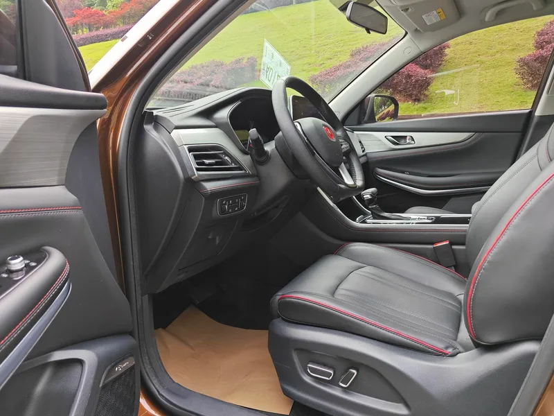 Changan CS75 2018 280T Auto Smart interior photo 8 Changan CS75 2018 280T Auto Smart interior photo 8