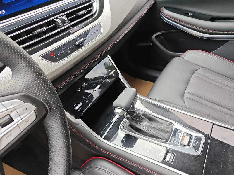 Changan CS75 2018 280T Auto Smart interior photo 9 Changan CS75 2018 280T Auto Smart interior photo 9