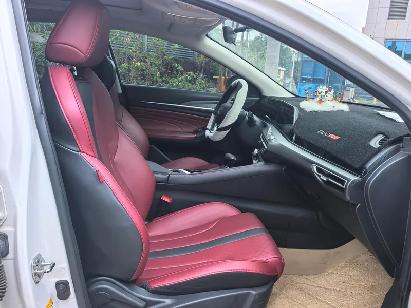 Changan Eado 2021 PLUS Blue whale NE 1.4T GDI DCT Flagship interior photo 10 Changan Eado 2021 PLUS Blue whale NE 1.4T GDI DCT Flagship interior photo 10