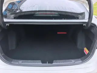 Changan Eado 2021 PLUS Blue whale NE 1.4T GDI DCT Flagship interior photo 16 Changan Eado 2021 PLUS Blue whale NE 1.4T GDI DCT Flagship interior photo 16