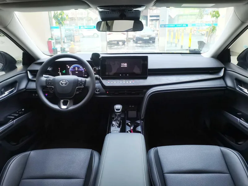 Toyota Camry 2024 Dual Power 2.0HE Elite Edition interior photo 15 Toyota Camry 2024 Dual Power 2.0HE Elite Edition interior photo 15