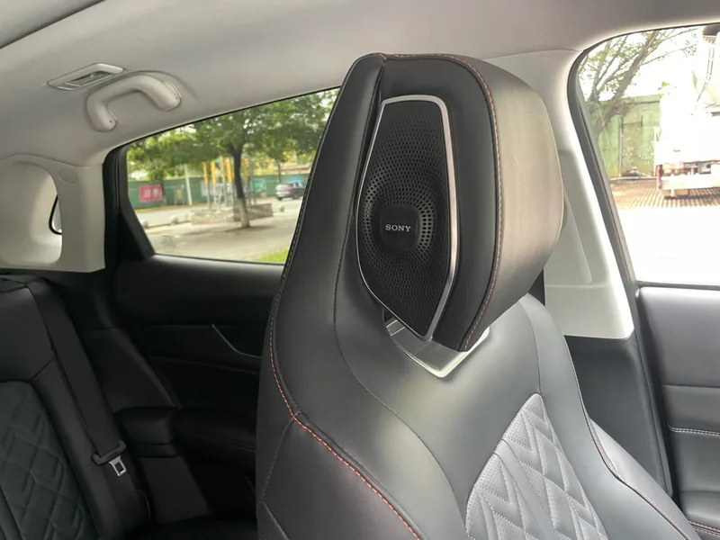 Changan UNI-K 2021 2.0T Премиальная комплектация интерьер фото 18 Changan UNI-K 2021 2.0T Премиальная комплектация интерьер фото 18