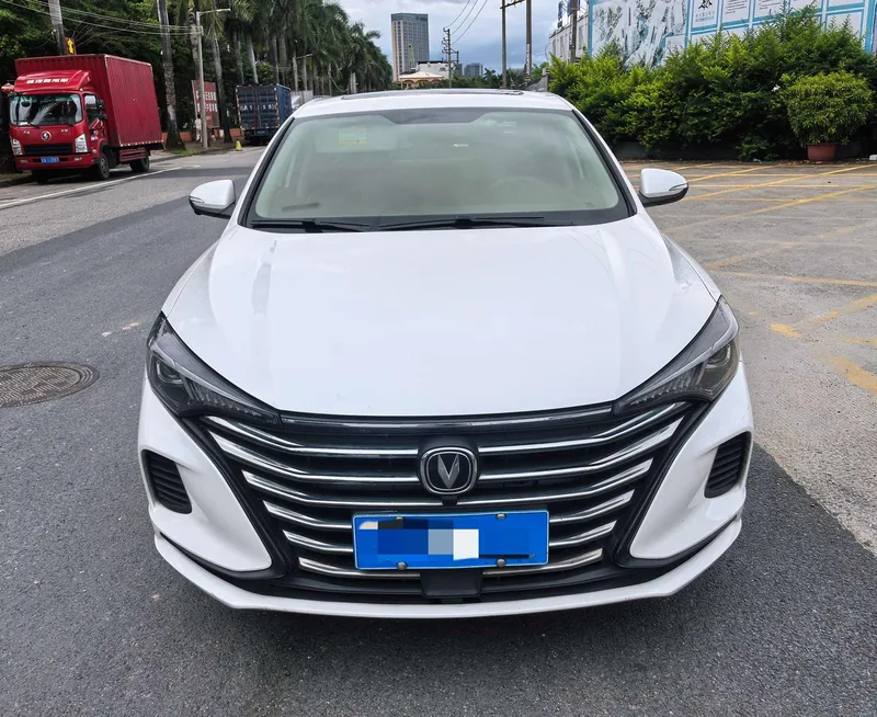 Changan Eado 2021 PLUS 1.6L GDI CVT Luxury type exterior photo 2 Changan Eado 2021 PLUS 1.6L GDI CVT Luxury type exterior photo 2