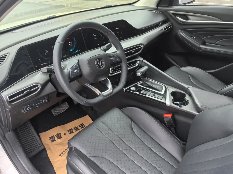 Changan Eado 2021 PLUS 1.6L GDI CVT Luxury type exterior photo 10 Changan Eado 2021 PLUS 1.6L GDI CVT Luxury type exterior photo 10