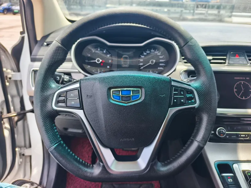 Geely Emgrand GS 2018 Sports version 1.8L Automatic Collar Type interior photo 15 Geely Emgrand GS 2018 Sports version 1.8L Automatic Collar Type interior photo 15