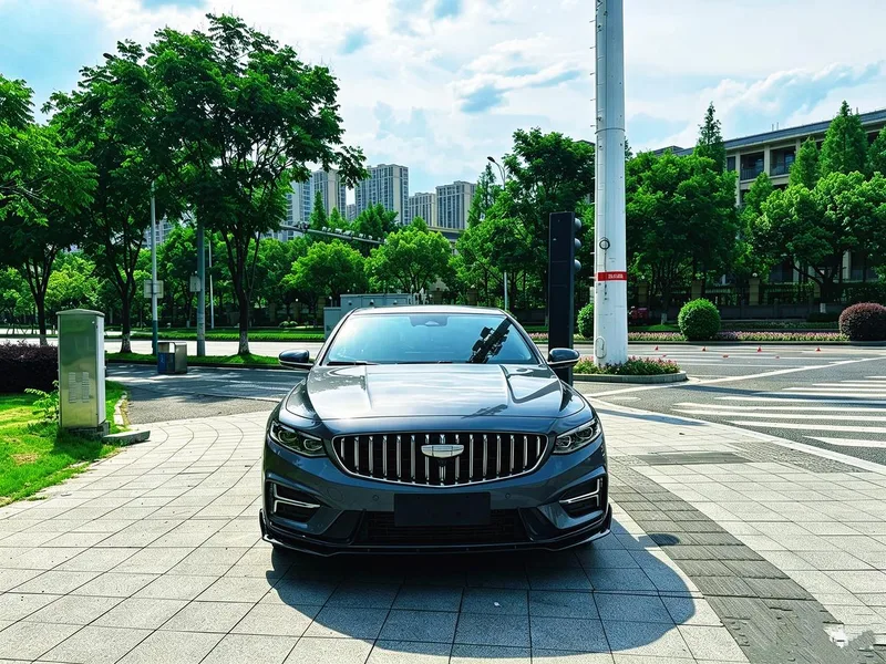 Geely Preface 2025 2.0T Oriental Yao Star Edition exterior photo 2 Geely Preface 2025 2.0T Oriental Yao Star Edition exterior photo 2