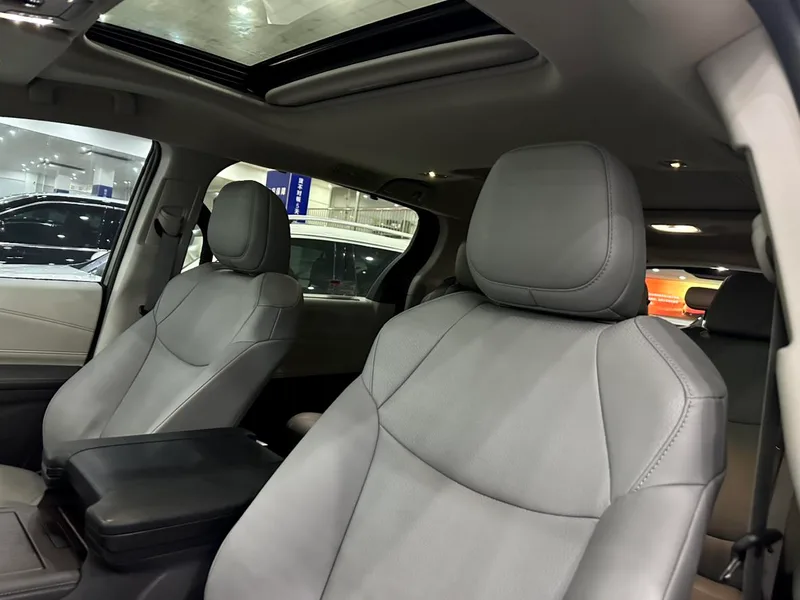 Toyota Granvia 2023 Motor doble híbrido eléctrico inteligente 2.5L Edición de lujo interior foto 16 Toyota Granvia 2023 Motor doble híbrido eléctrico inteligente 2.5L Edición de lujo interior foto 16