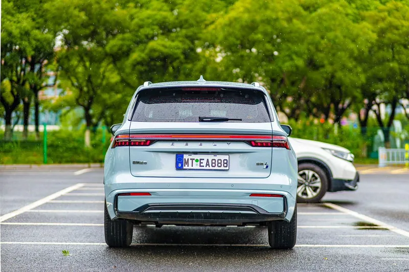 Geely Monjaro 2022 1.5T Thor Hi·F Oil-electric hybrid version Super Swift exterior photo 4 Geely Monjaro 2022 1.5T Thor Hi·F Oil-electric hybrid version Super Swift exterior photo 4