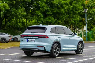 Geely Monjaro 2022 1.5T Thor Hi·F Oil-electric hybrid version Super Swift exterior photo 5 Geely Monjaro 2022 1.5T Thor Hi·F Oil-electric hybrid version Super Swift exterior photo 5