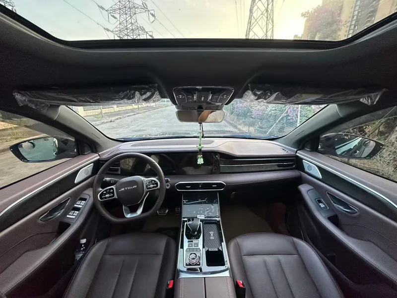 Jetour X90 2023 Zilong 2.0T DCT Changsheng Edition 7 seat interior photo 8 Jetour X90 2023 Zilong 2.0T DCT Changsheng Edition 7 seat interior photo 8