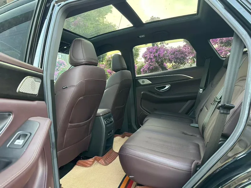 Jetour X90 2023 Zilong 2.0T DCT Changsheng Edition 7 seat interior photo 9 Jetour X90 2023 Zilong 2.0T DCT Changsheng Edition 7 seat interior photo 9