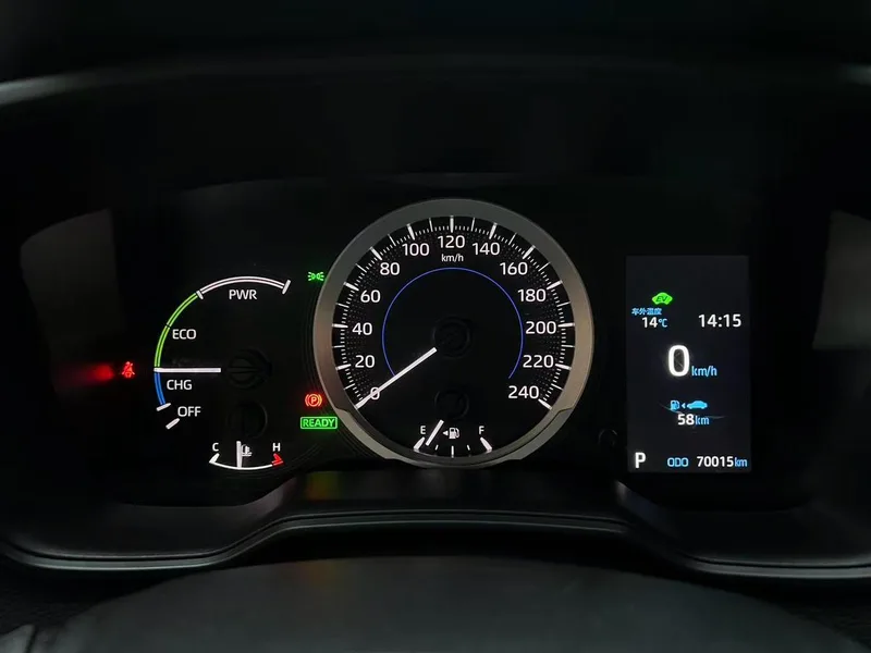 Toyota Corolla 2022 Dual Power 1.8L E-CVT Pioneer Edition interior photo 15 Toyota Corolla 2022 Dual Power 1.8L E-CVT Pioneer Edition interior photo 15