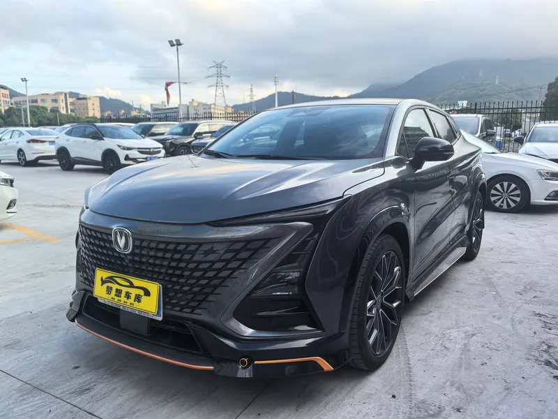Changan UNI-T 2022 1.5T Sports version Premium Trim exterior photo 1 Changan UNI-T 2022 1.5T Sports version Premium Trim exterior photo 1