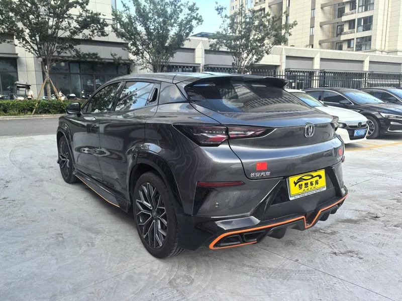 Changan UNI-T 2022 1.5T Sports version Premium Trim exterior photo 4 Changan UNI-T 2022 1.5T Sports version Premium Trim exterior photo 4