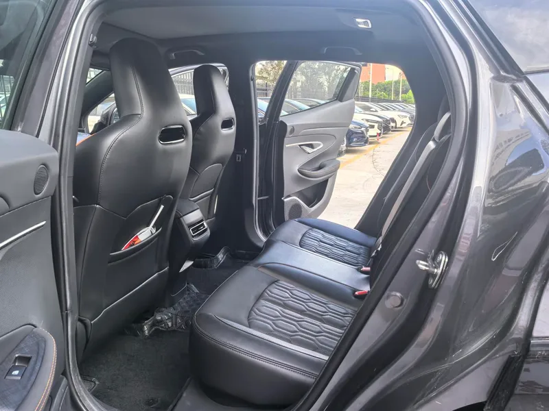 Changan UNI-T 2022 1.5T Sports version Premium Trim interior photo 15 Changan UNI-T 2022 1.5T Sports version Premium Trim interior photo 15