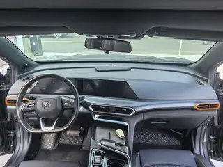 Changan UNI-T 2022 1.5T Sports version Premium Trim interior photo 16 Changan UNI-T 2022 1.5T Sports version Premium Trim interior photo 16