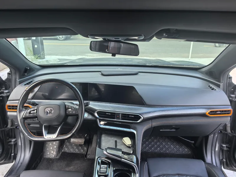 Changan UNI-T 2022 1.5T Sports version Premium Trim interior photo 16 Changan UNI-T 2022 1.5T Sports version Premium Trim interior photo 16