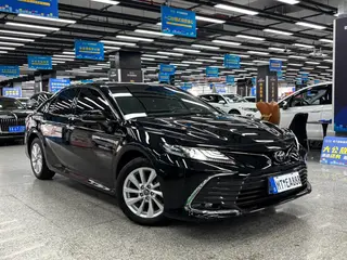 Toyota Camry 2021 2.0G Edición de lujo exterior foto 3 Toyota Camry 2021 2.0G Edición de lujo exterior foto 3