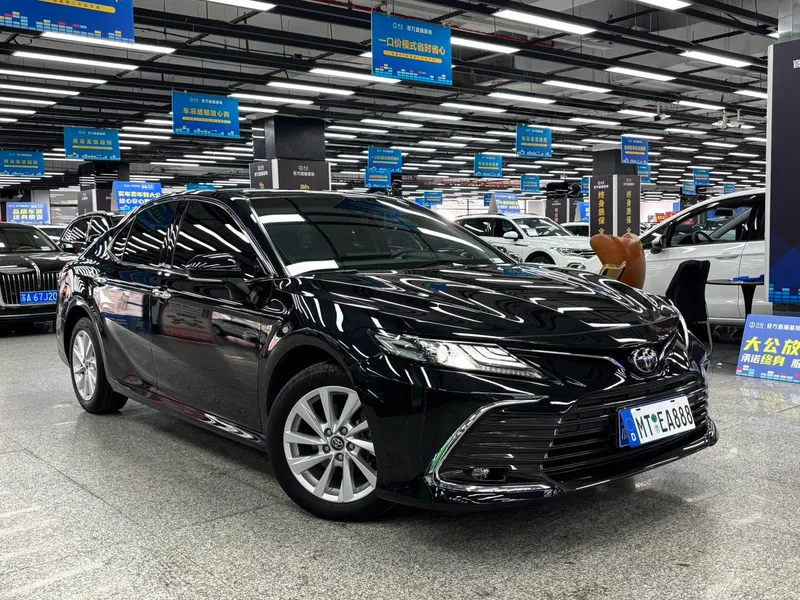 Toyota Camry 2021 2.0G Edición de lujo exterior foto 3 Toyota Camry 2021 2.0G Edición de lujo exterior foto 3