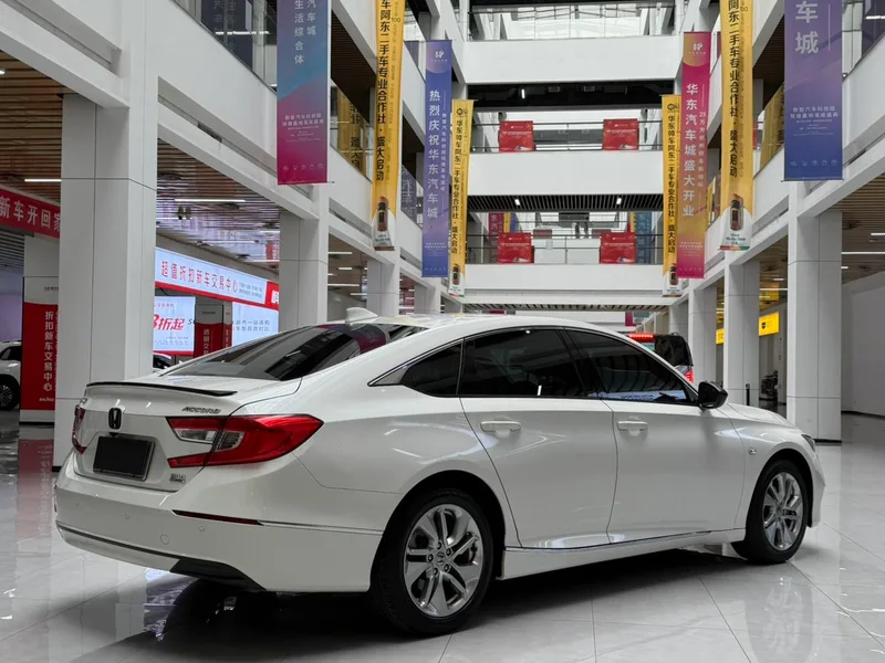 Honda Accord 2018 230TURBO Version confortable Pays V extérieur photo 4 Honda Accord 2018 230TURBO Version confortable Pays V extérieur photo 4