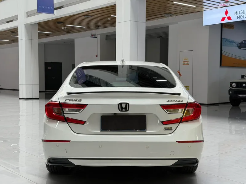 Honda Accord 2018 230TURBO Version confortable Pays V extérieur photo 5 Honda Accord 2018 230TURBO Version confortable Pays V extérieur photo 5