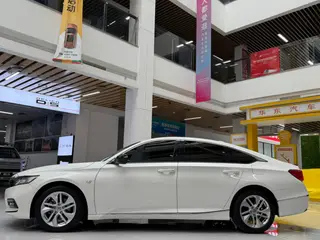 Honda Accord 2018 230TURBO Version confortable Pays V extérieur photo 9 Honda Accord 2018 230TURBO Version confortable Pays V extérieur photo 9