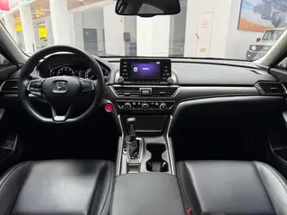 Honda Accord 2018 230TURBO Version confortable Pays V intérieur photo 12 Honda Accord 2018 230TURBO Version confortable Pays V intérieur photo 12