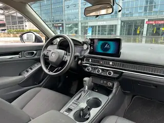 Honda Civic 2023 240TURBO CVT Versión fuerte interior foto 12 Honda Civic 2023 240TURBO CVT Versión fuerte interior foto 12
