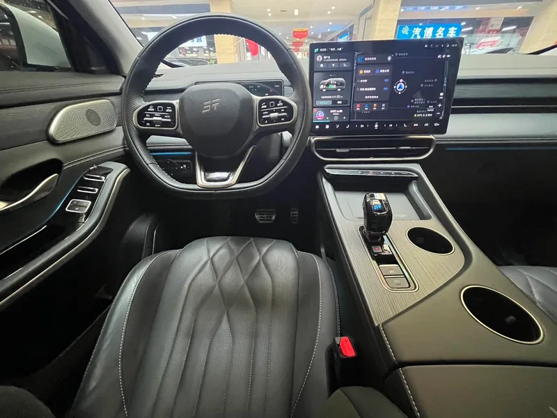 Jetour X90 C-DM 2025 1.5TD DHT Luxury Edition interior photo 13 Jetour X90 C-DM 2025 1.5TD DHT Luxury Edition interior photo 13
